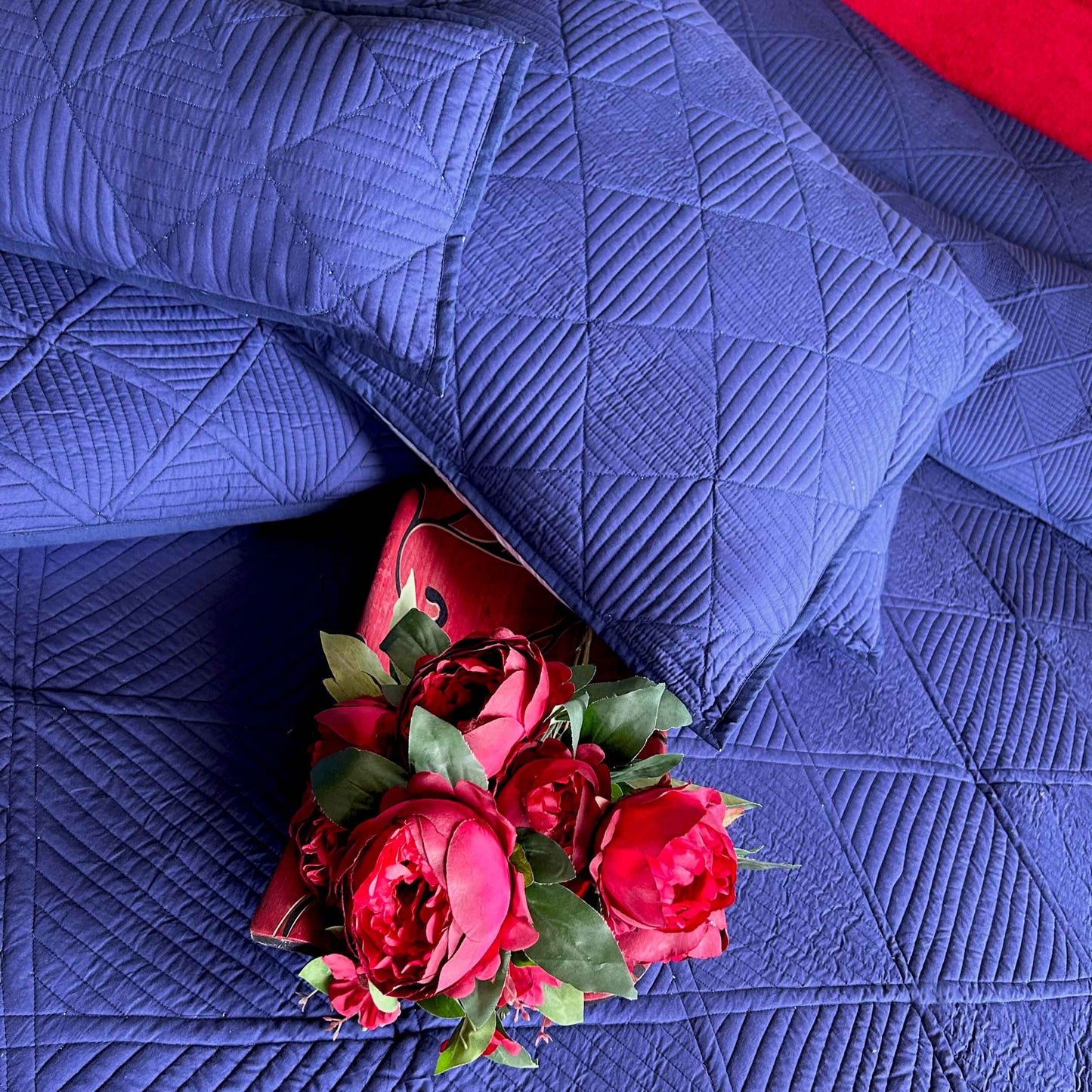 HOLLEY MEDITERRANEAN SERENITY PRUSSIAN BLUE QUILTED 6 PIECE BEDCOVER SET