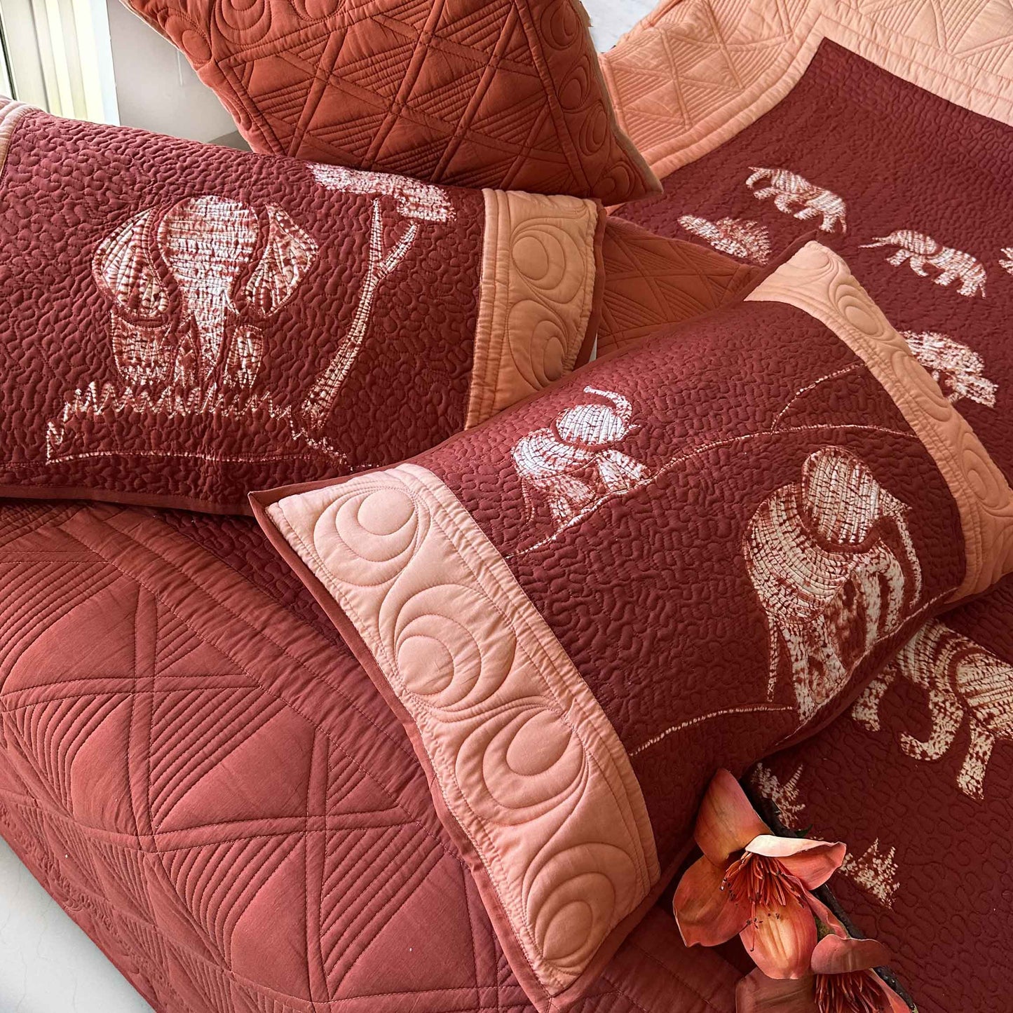 LANCE POETRY IN NATURE NUI SHIBORI OMBRE QUILTED BEDCOVER SET