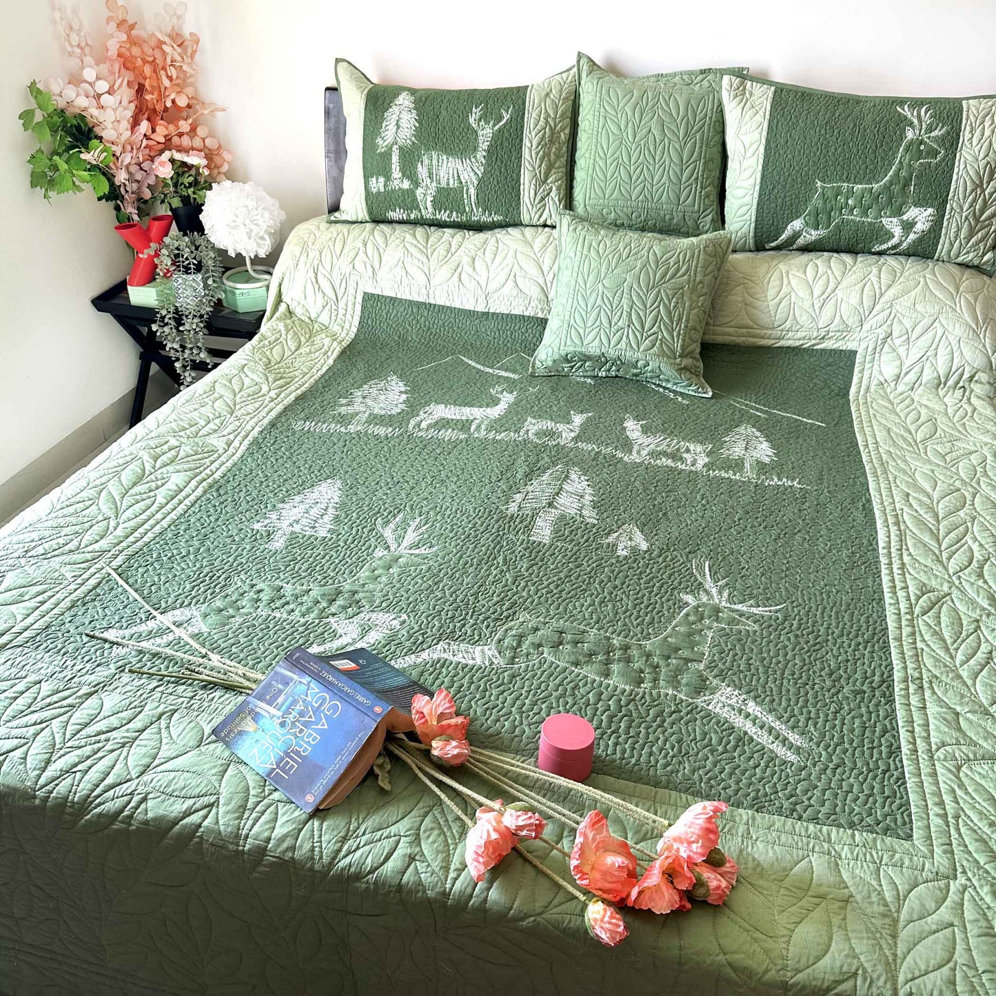 LEO POETRY IN NATURE NUI SHIBORI OMBRE QUILTED BEDCOVER SET