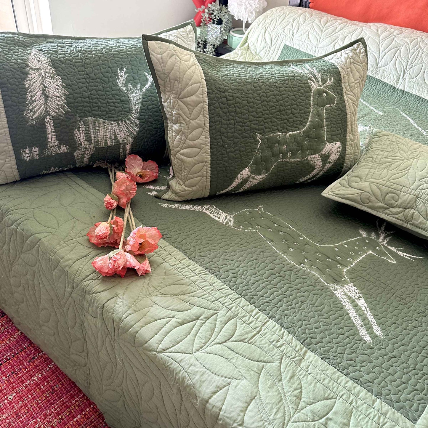 LEO POETRY IN NATURE NUI SHIBORI OMBRE QUILTED BEDCOVER SET