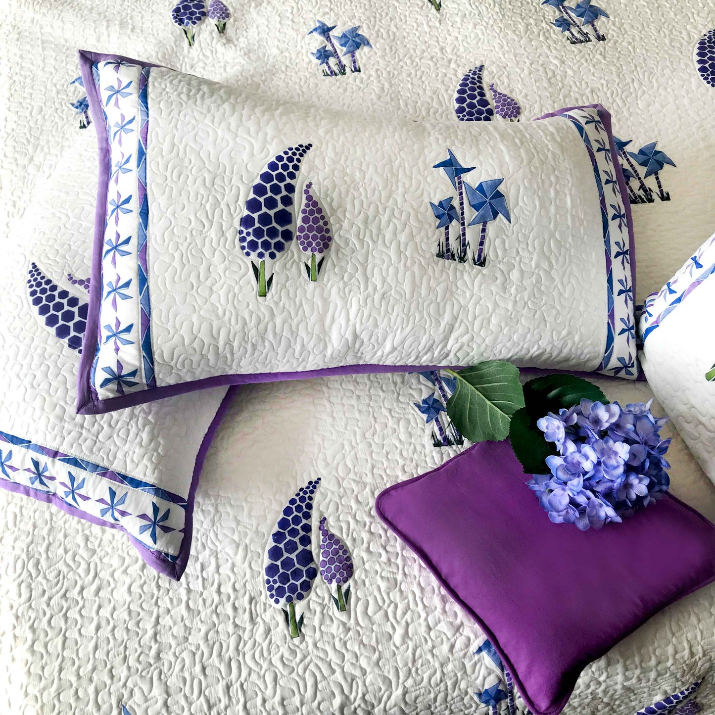 PAIGE PARISIAN PANACHE ILLUMINOUS LAVENDER 6 PIECE QUILTED BEDCOVER SET