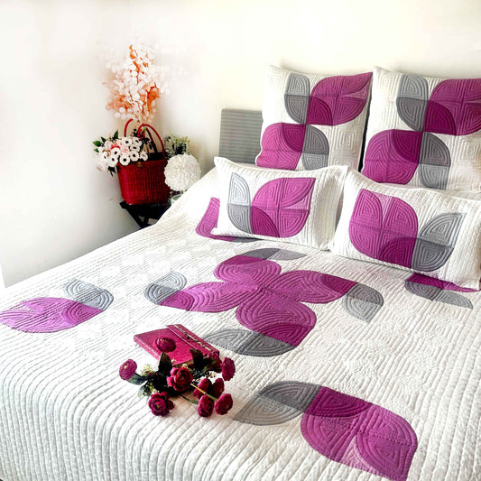 DELAINIE TULIPS OF KASHMIR PATCHWORK QUILTED BEDCOVER SET