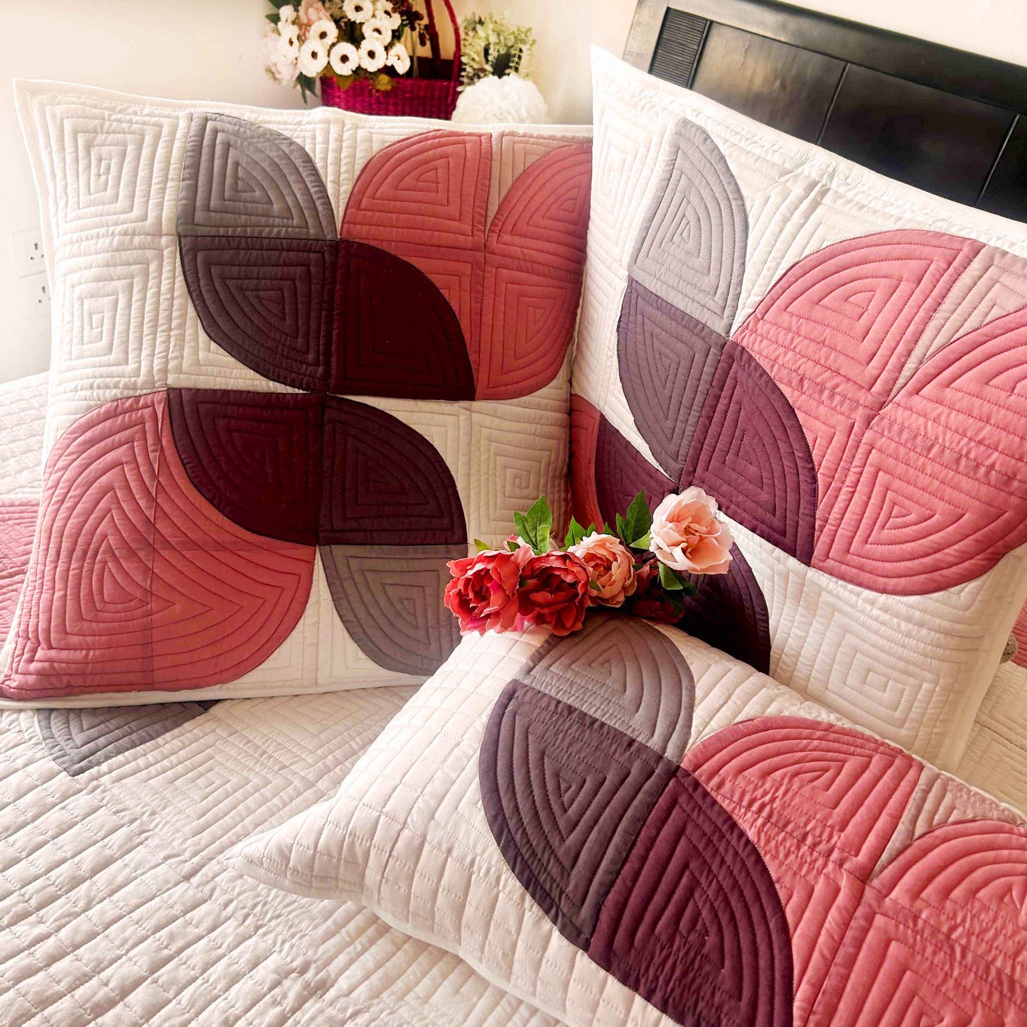 DEBORAH TULIPS OF KASHMIR PATCHWORK QUILTED BEDCOVER SET