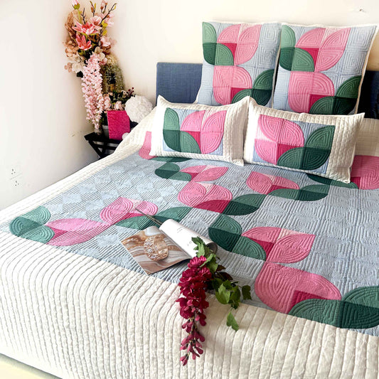 DONNELLY TULIPS OF KASHMIR PATCHWORK QUILTED BEDCOVER SET