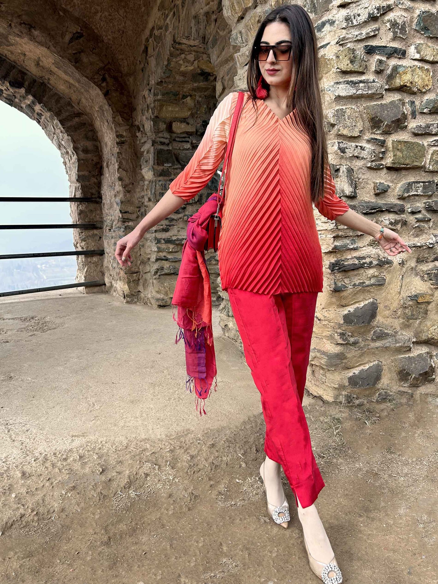 DORA FESTIVE FLAMBOYANCE PURE SILK TESSELLATION TUNIC SET