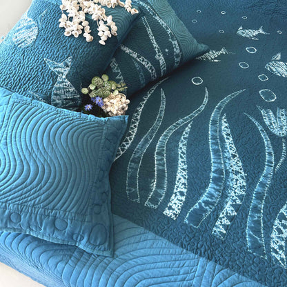 LOGAN POETRY IN NATURE NUI SHIBORI OMBRE QUILTED BEDCOVER SET