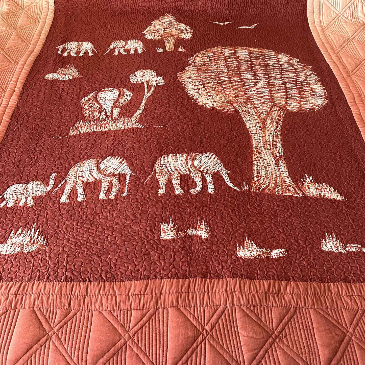 LANCE POETRY IN NATURE NUI SHIBORI OMBRE QUILTED BEDCOVER SET